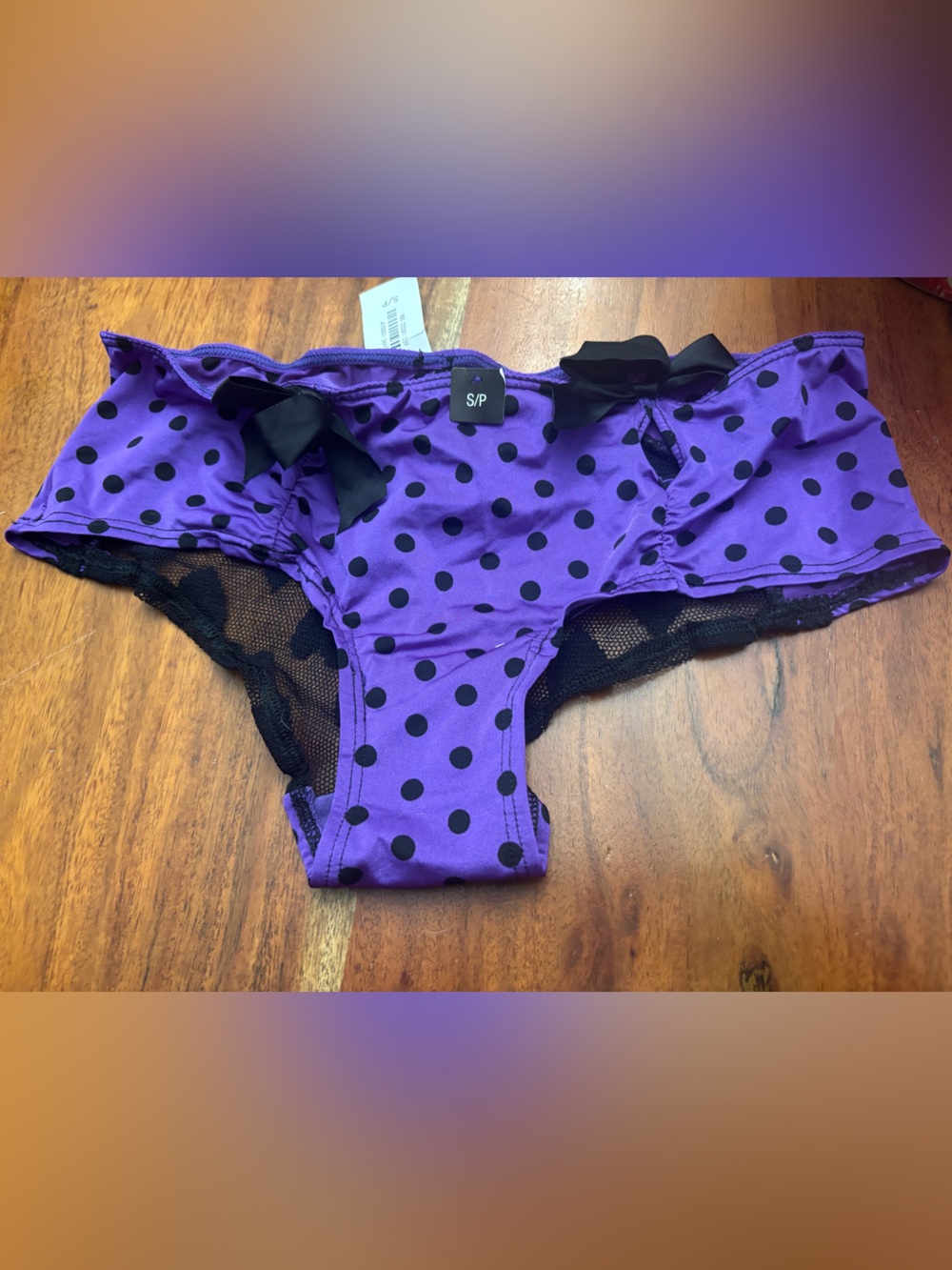 NWT size small undie